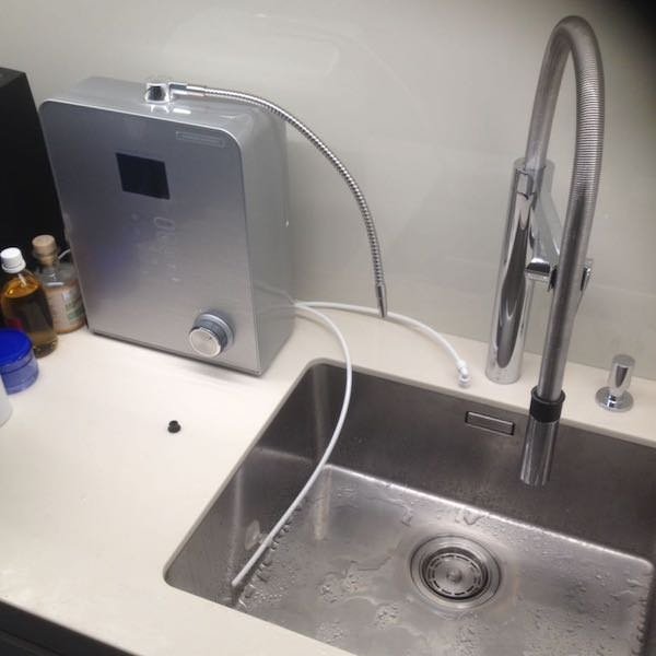 Meditech Europe IonExtra Wasser-Ionisierer